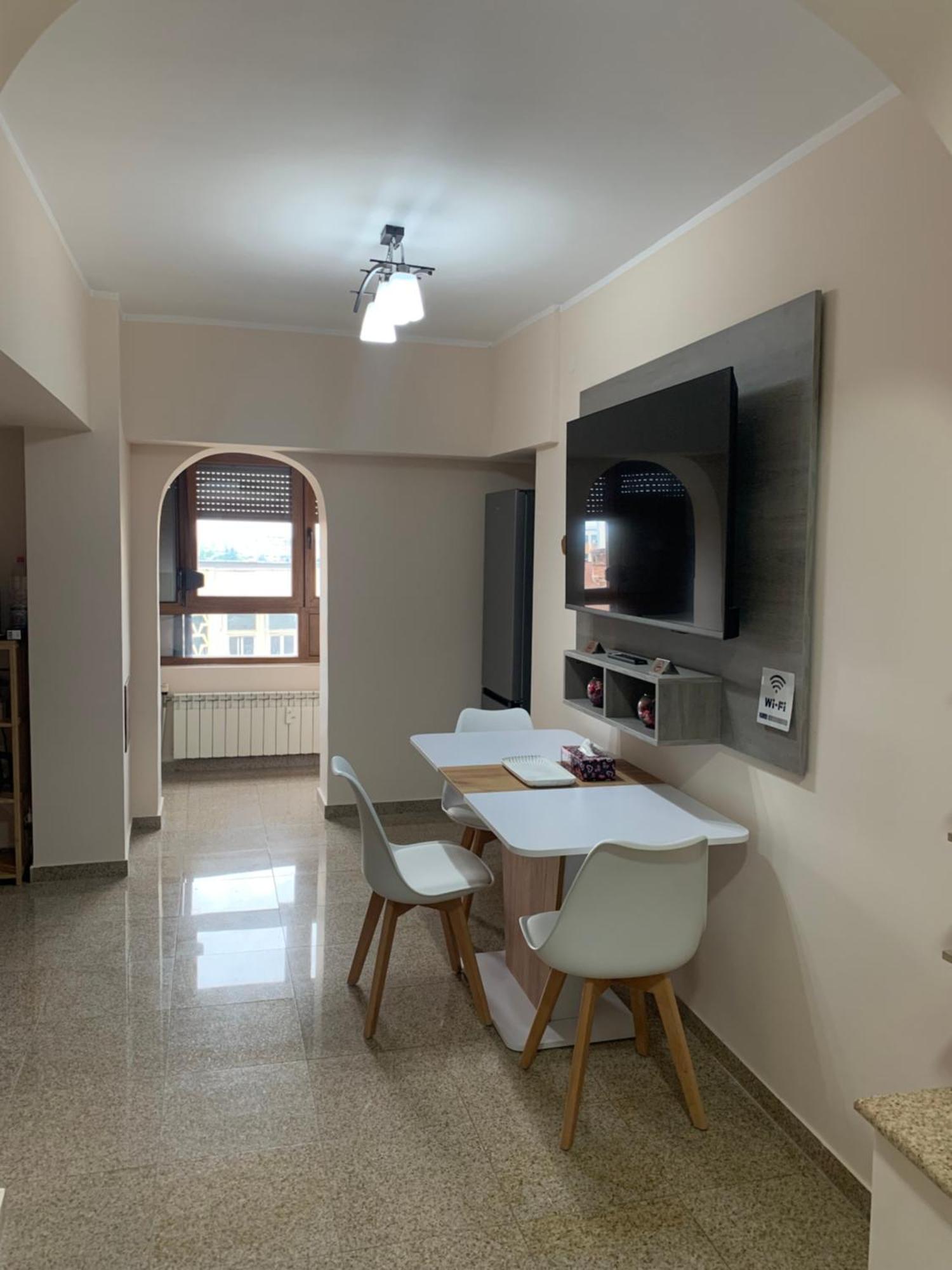 Minerva Ultracentral Apartman Craiova Kültér fotó