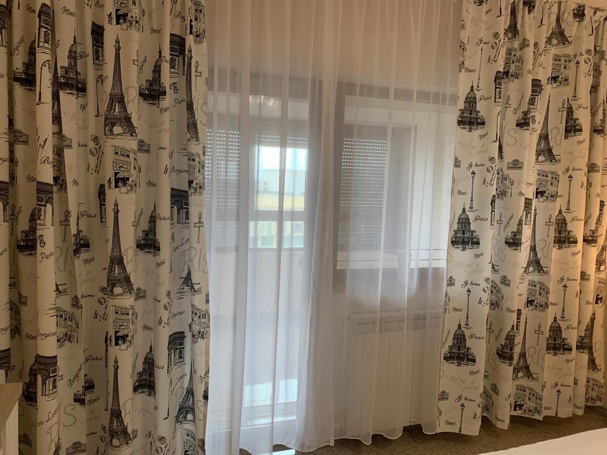 Minerva Ultracentral Apartman Craiova Kültér fotó